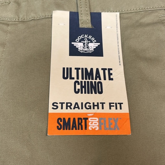 Men’s dockers ultimate chino straight fit smart, 360 flex - Picture 3 of 5